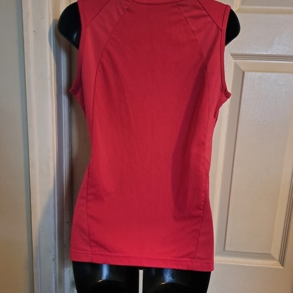 Adidas top size medium A-56 5/$25 - Picture 2 of 3